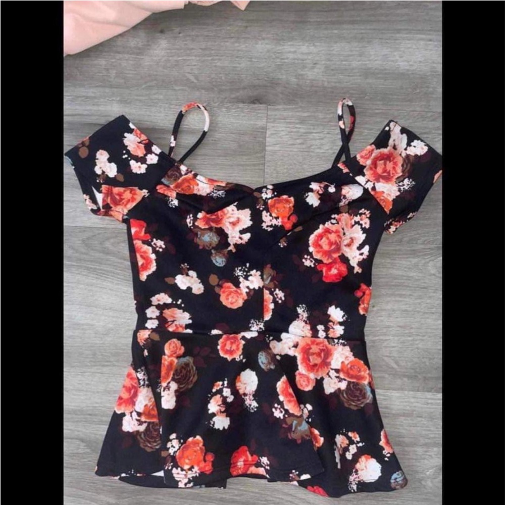 Charlotte Russe Black Floral Crop Top